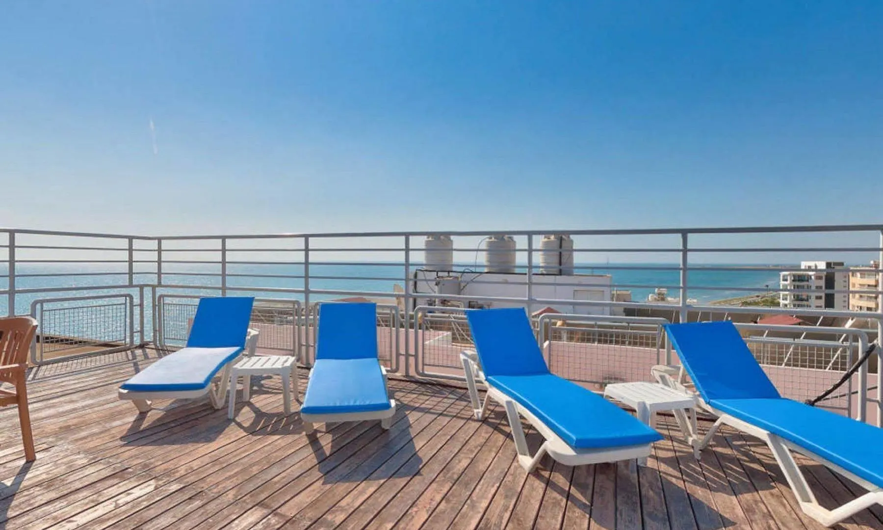 Mackenzie Beach Hotel Larnaca